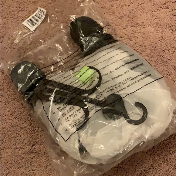 FOREVER 21 Faux Leather Crisscross Slides - Picture 4 of 4